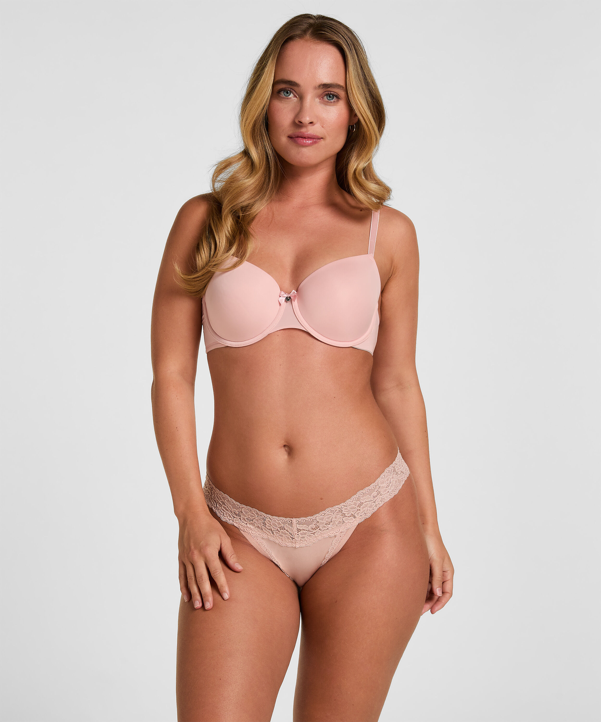 String Elly, Roze