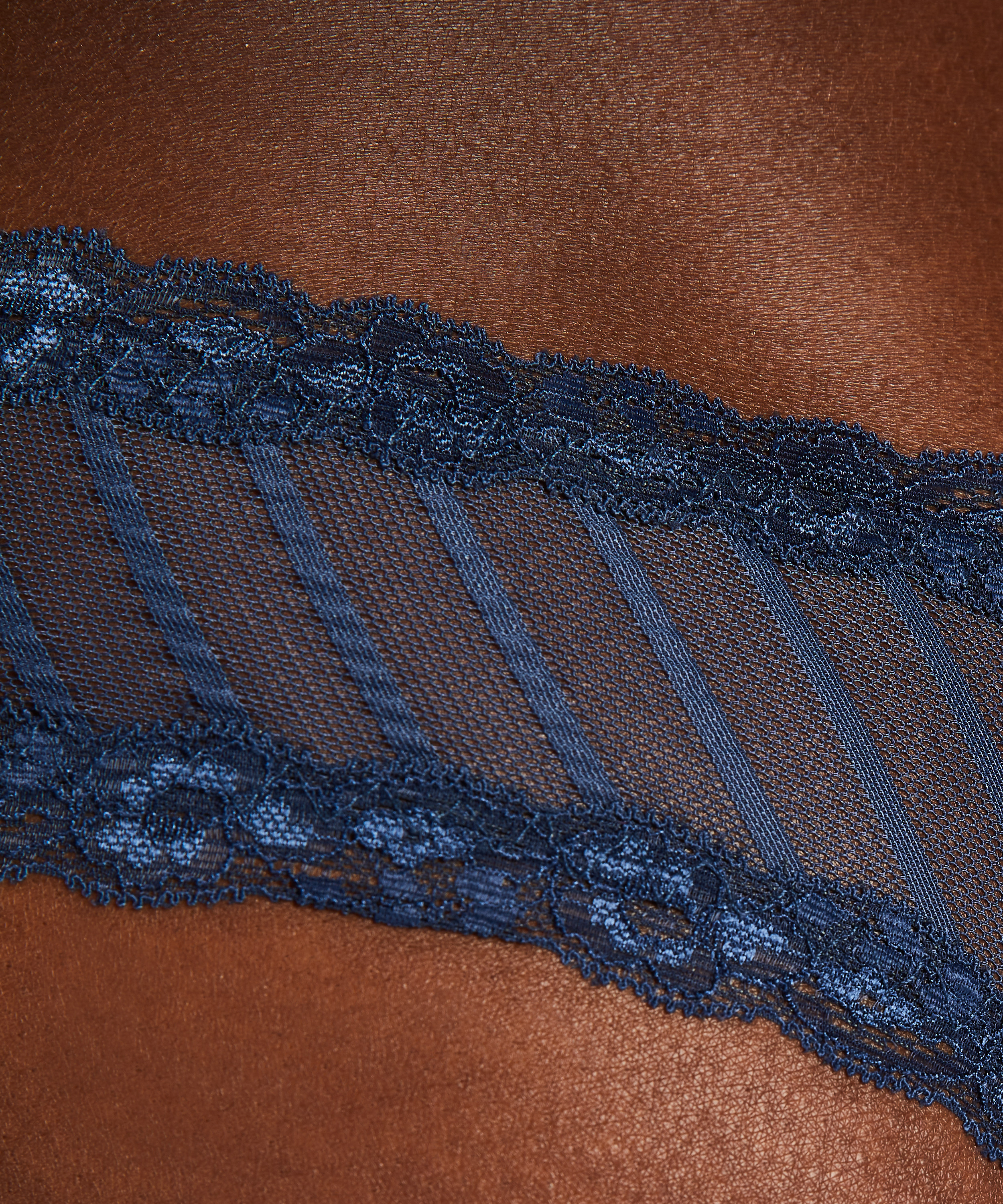 Brazilian V-shape mesh, Blauw, main
