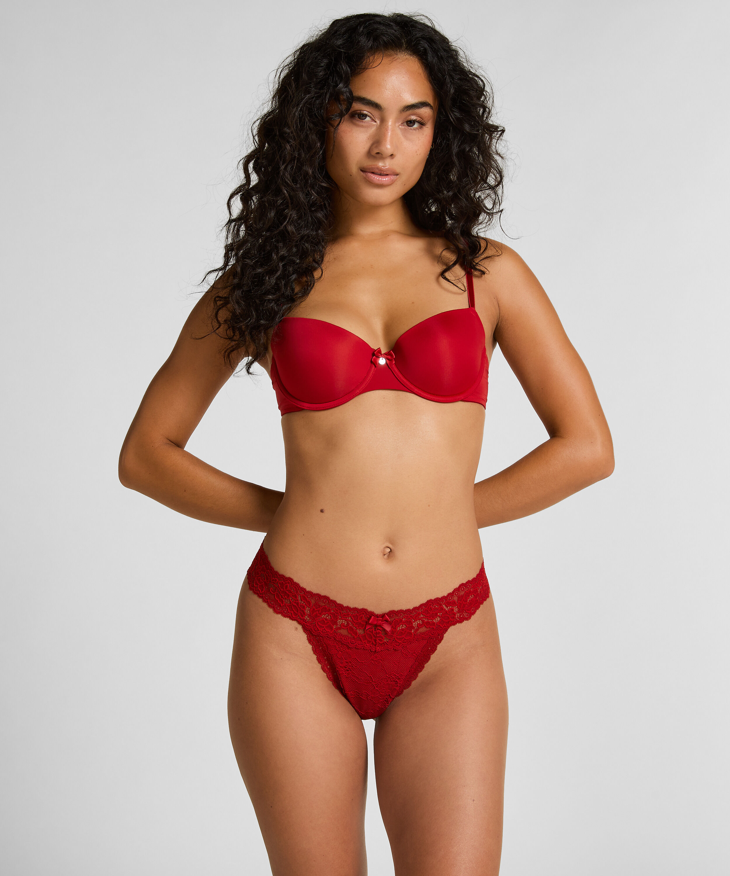 String Madison, Rood String Madison, Rood