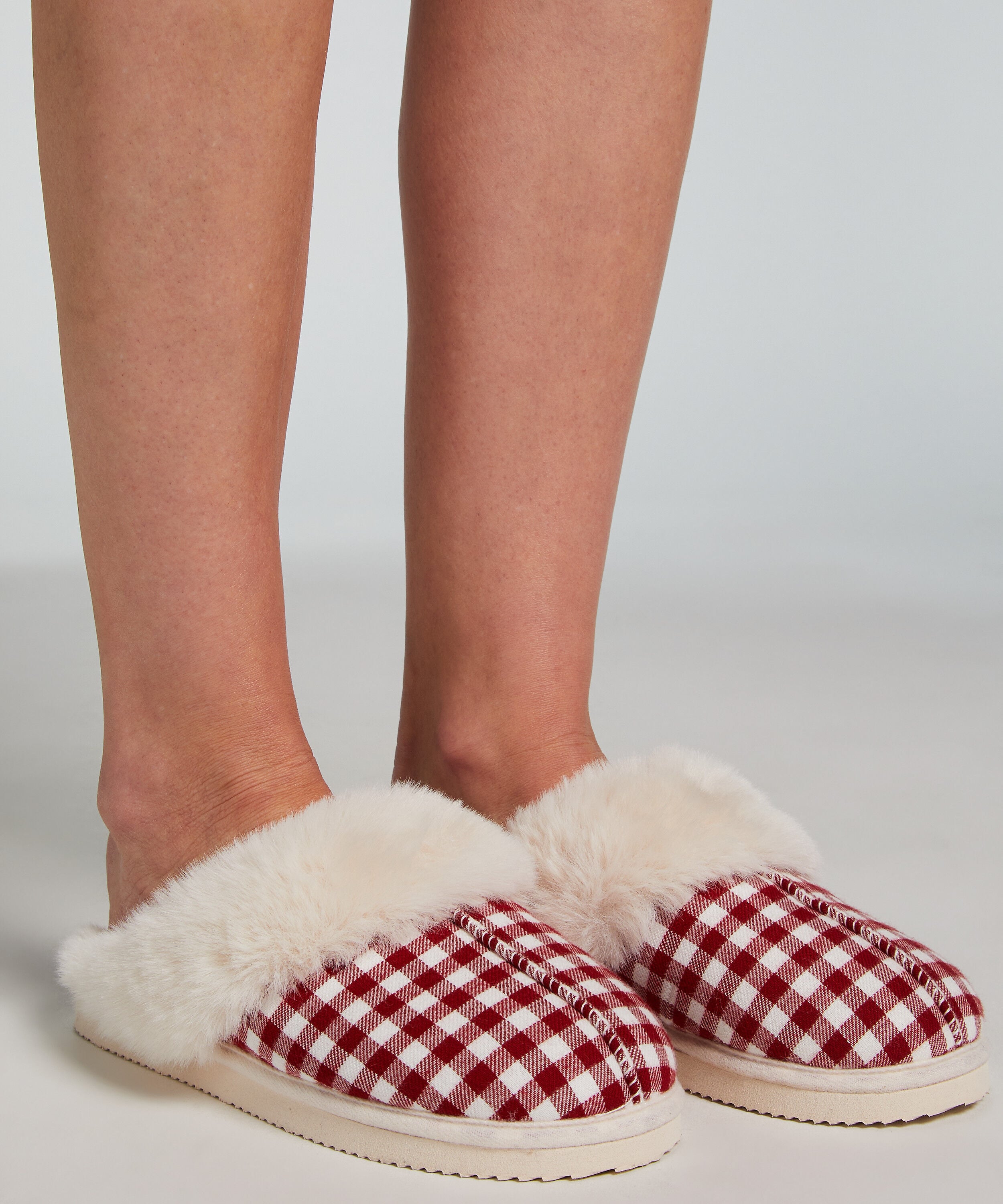 Pantoffel Reya, Rood