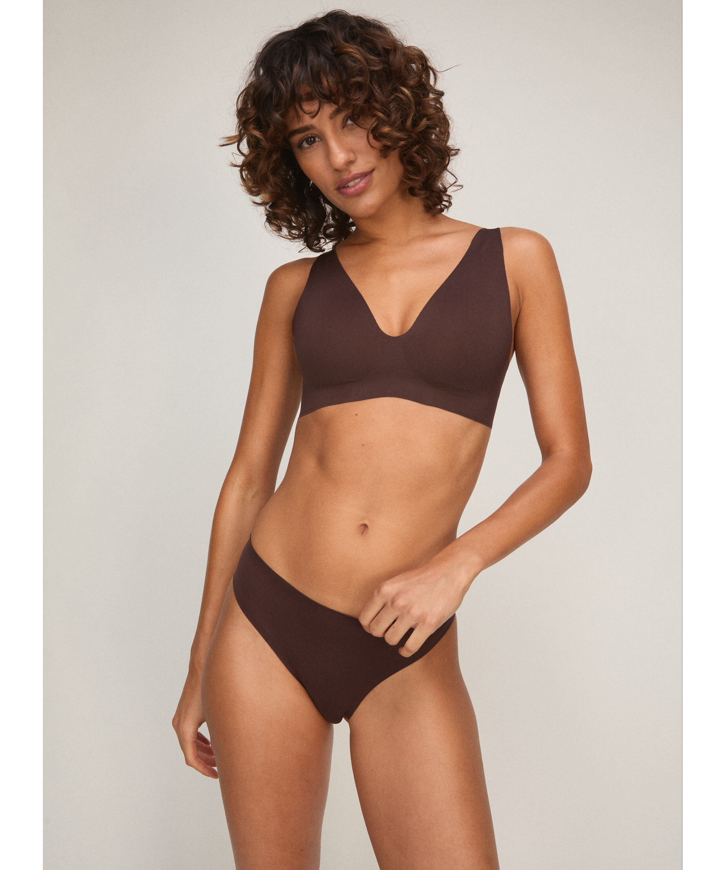 Super Comfort Brazilian, Bruin