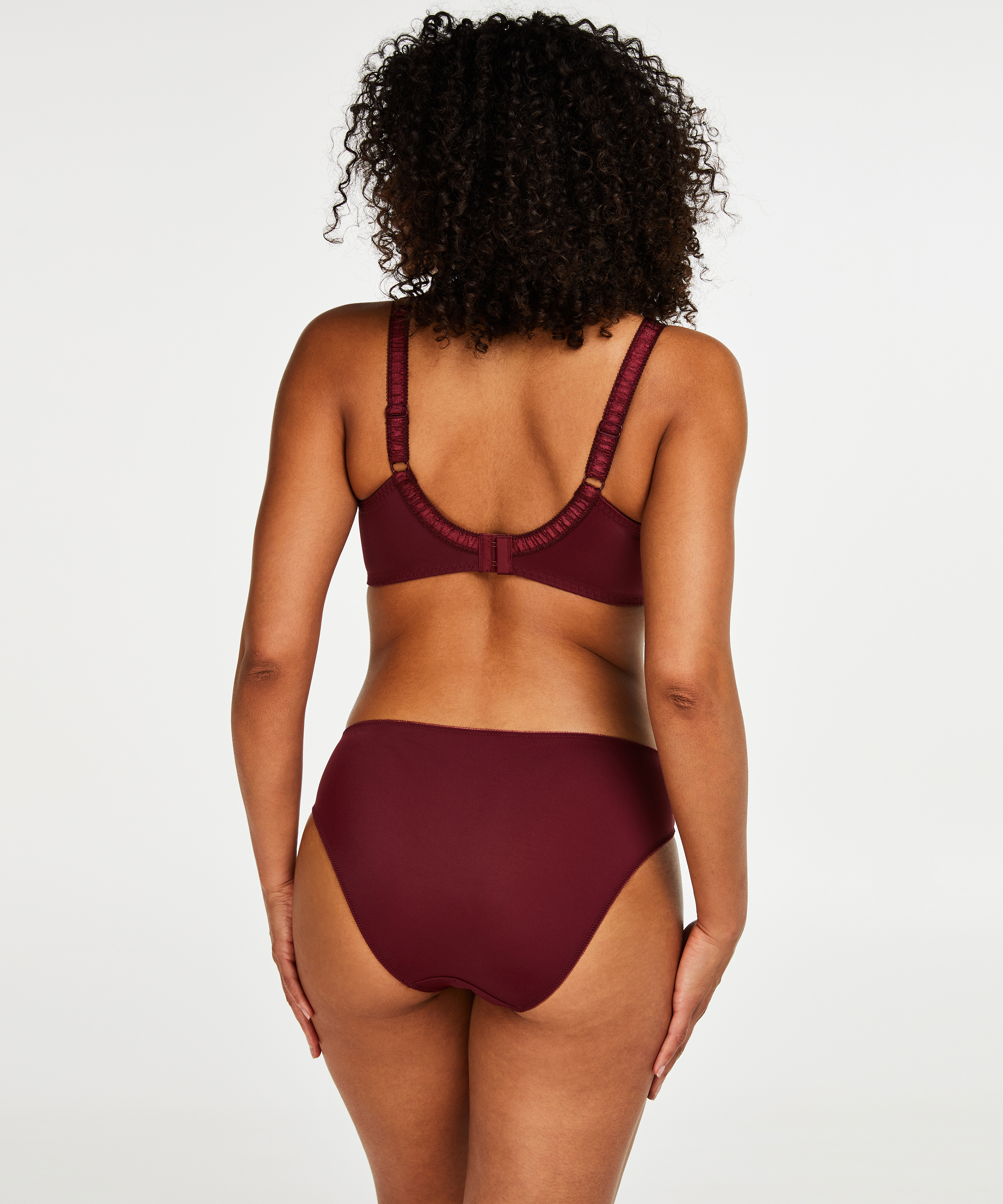 Slip Diva, Rood, main